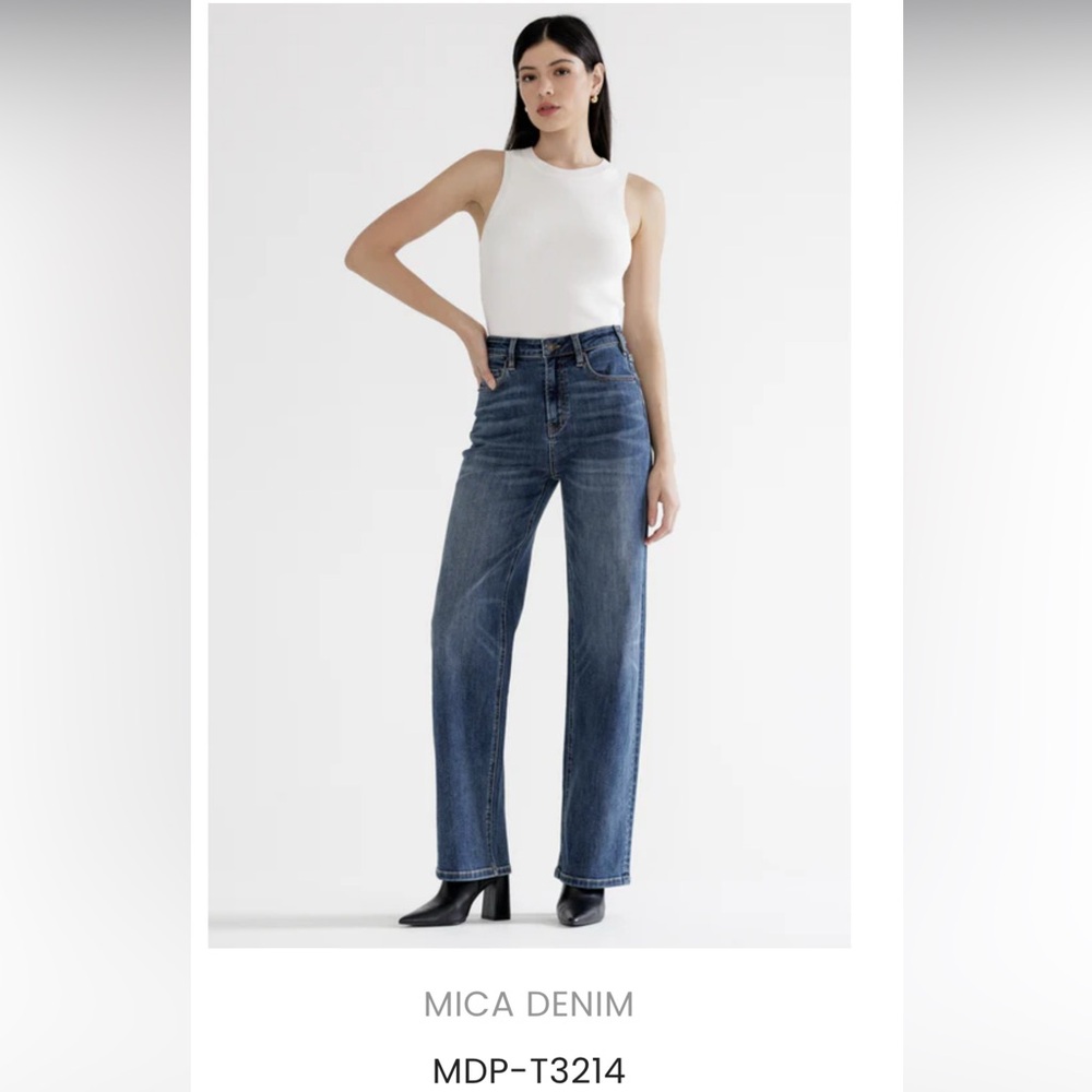 Mica Stretchy Straight